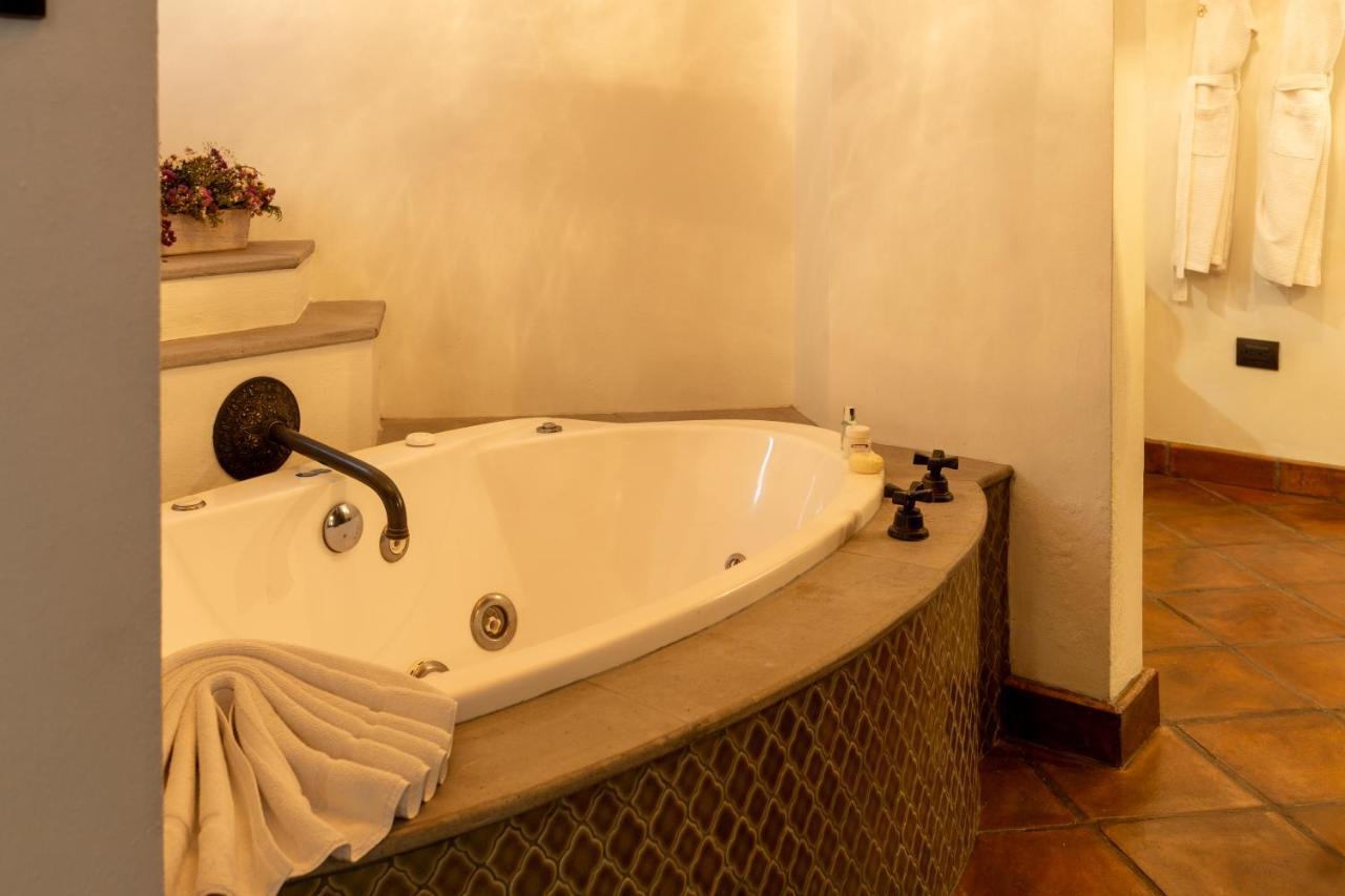 The Essentia Hotel San Miguel ซานมิเกล เด อาเญนเด ภายนอก รูปภาพ