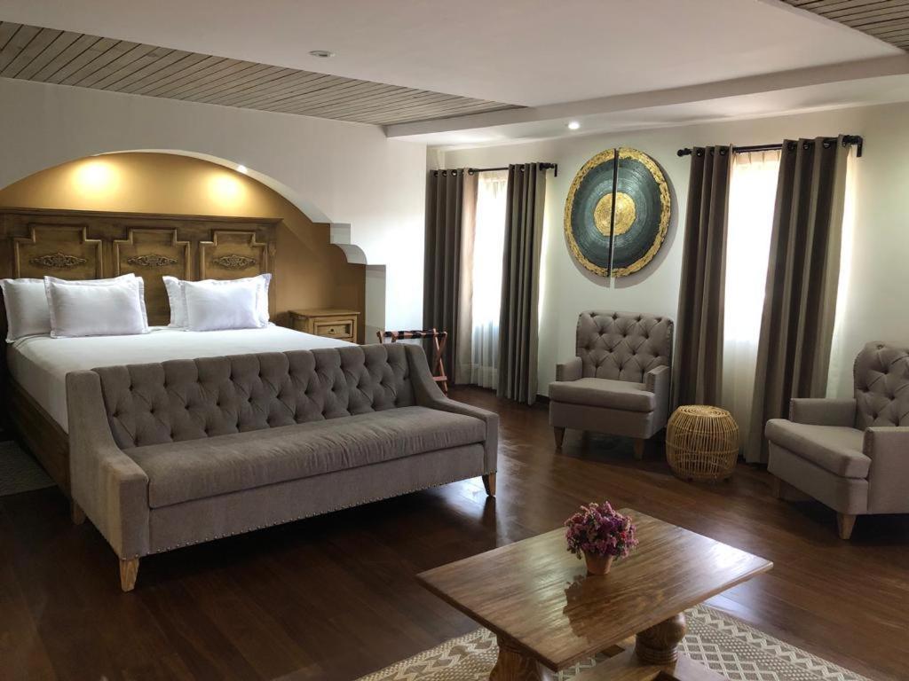 The Essentia Hotel San Miguel ซานมิเกล เด อาเญนเด ภายนอก รูปภาพ